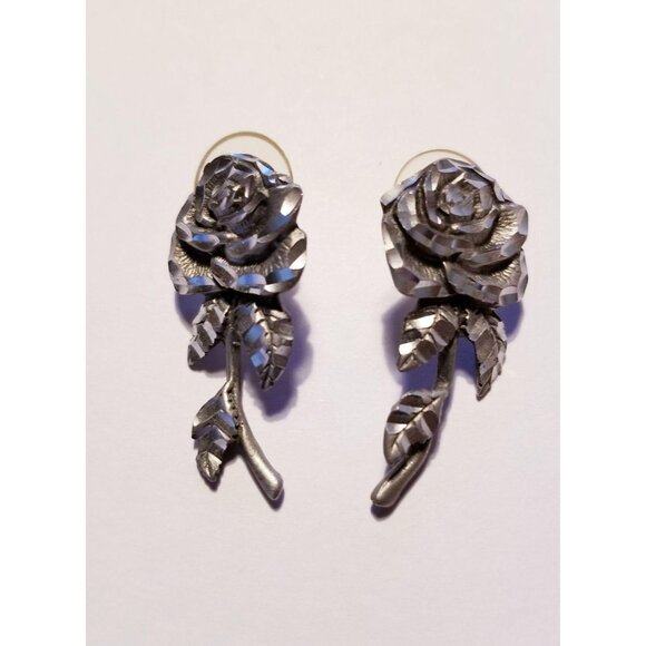 Pewter Roses Handmade Earrings Floral Post Drop Style SC407 - Picture 1 of 9